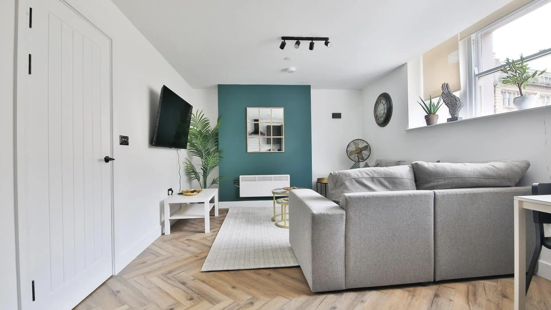 Luxury Central Cardiff Bay Flat With Air Fryer