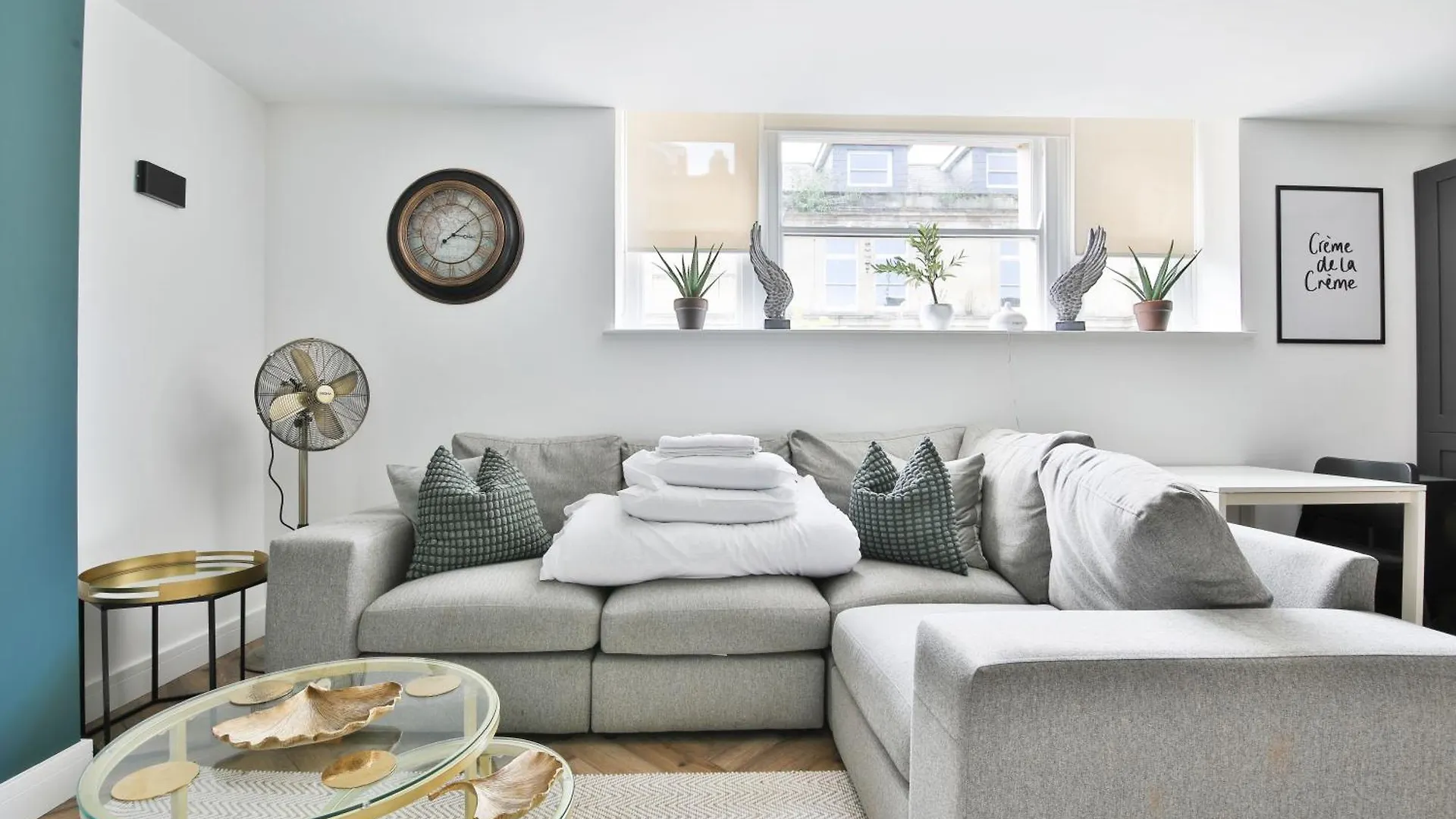 Luxury Central Cardiff Bay Flat With Air Fryer Apartment