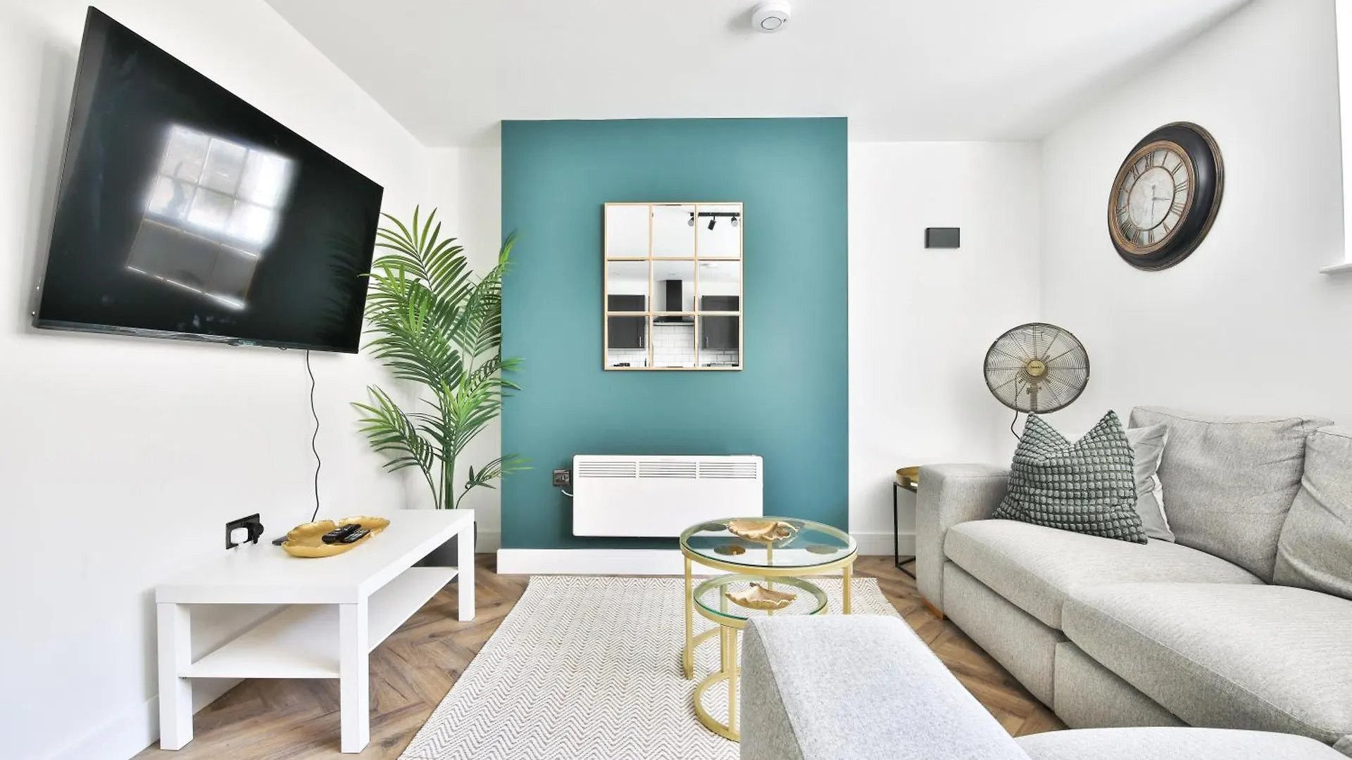 Luxury Central Cardiff Bay Flat With Air Fryer 0*,  United Kingdom