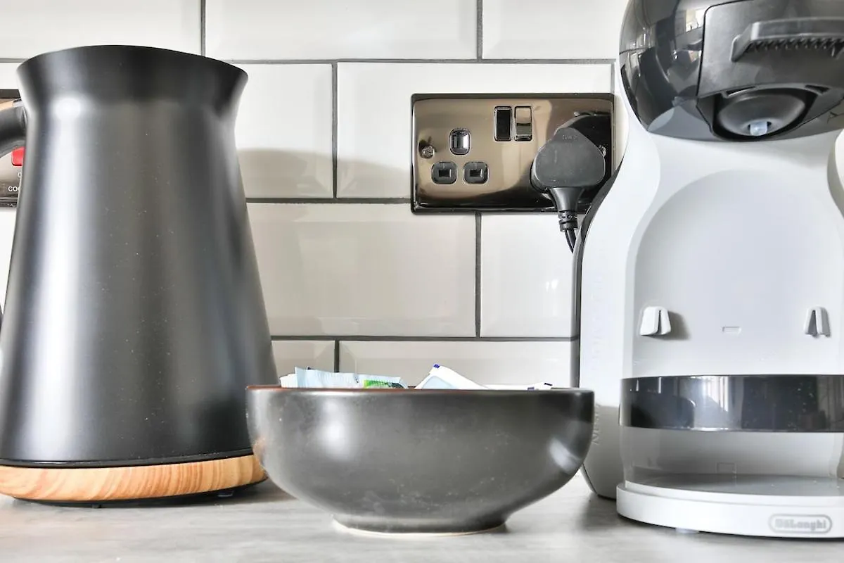 Luxury Central Cardiff Bay Flat With Air Fryer Apartamento