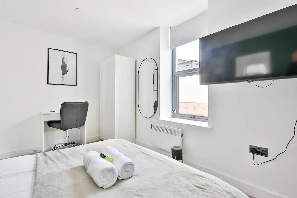 Luxury Central Cardiff Bay Flat With Air Fryer Apartamento